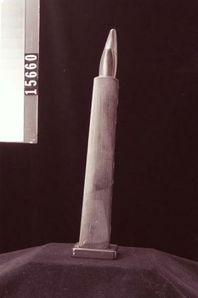 Image representing Pole, argillite.