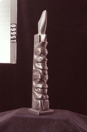 Image representing Pole, argillite.