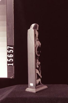 Image representing Pole, argillite.