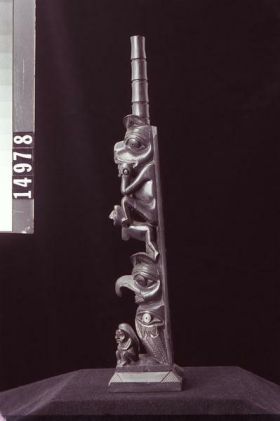 Image representing Pole, argillite.