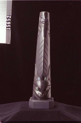 Image representing Pole, argillite.