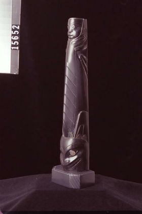 Image representing Pole, argillite.