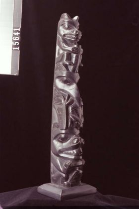 Image representing Pole, argillite.