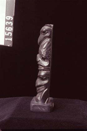 Image representing Pole, argillite.