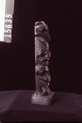 Image representing Pole, argillite.