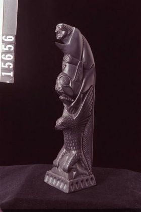 Image representing Pole, argillite.