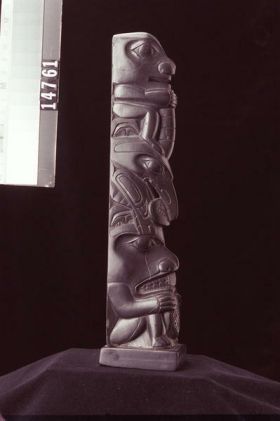 Image representing Pole, argillite.