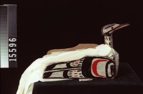 Image representing Headdress.