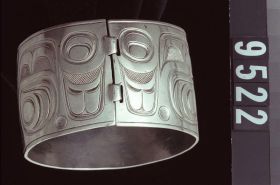 Image representing Bracelet.