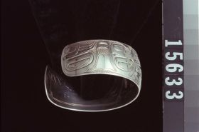Image representing Bracelet.
