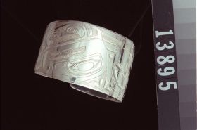 Image representing Bracelet.