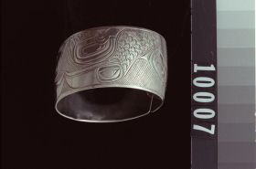 Image representing Bracelet.