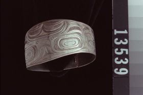 Image representing Bracelet.