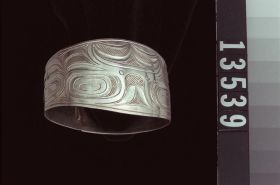 Image representing Bracelet.