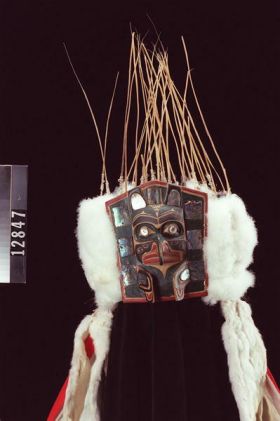 Image representing Headdress.