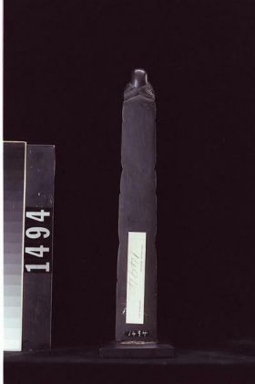 Image representing Pole, argillite.