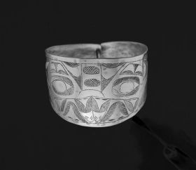 Image representing Bracelet.