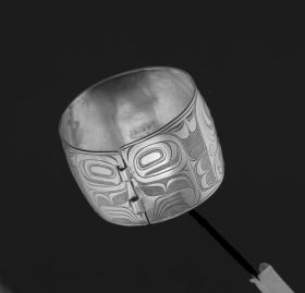 Image representing Bracelet.