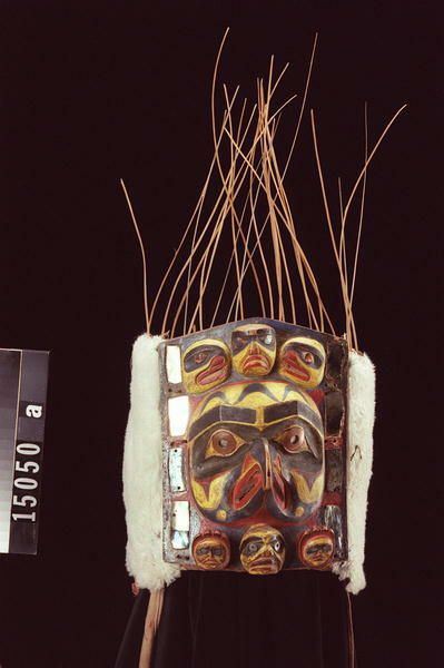 Image representing Frontlet Plaque; Train.