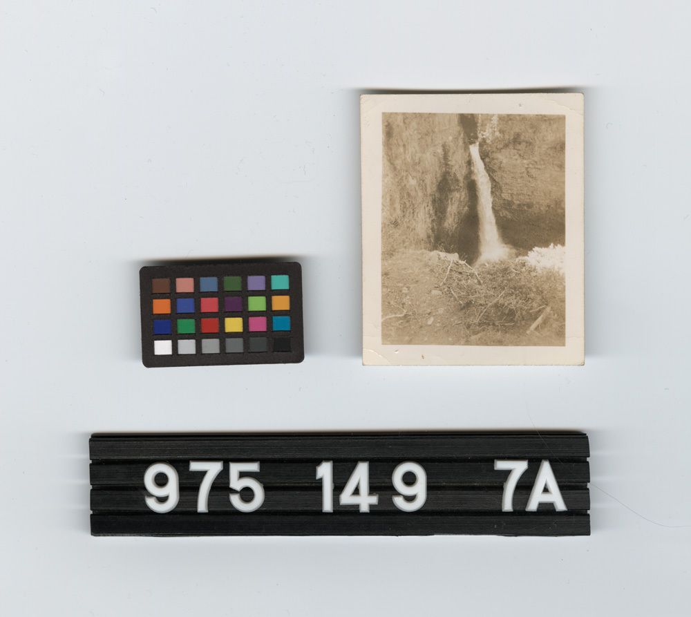 Image representing photographic print.