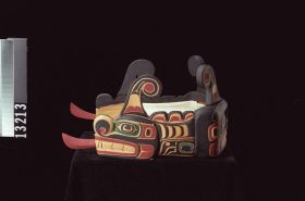 Image representing Headdress.