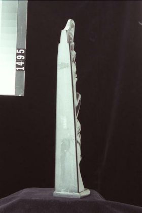 Image representing Pole, argillite.