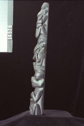 Image representing Pole, argillite.