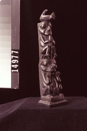 Image representing Pole, argillite.