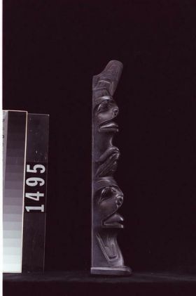 Image representing Pole, argillite.